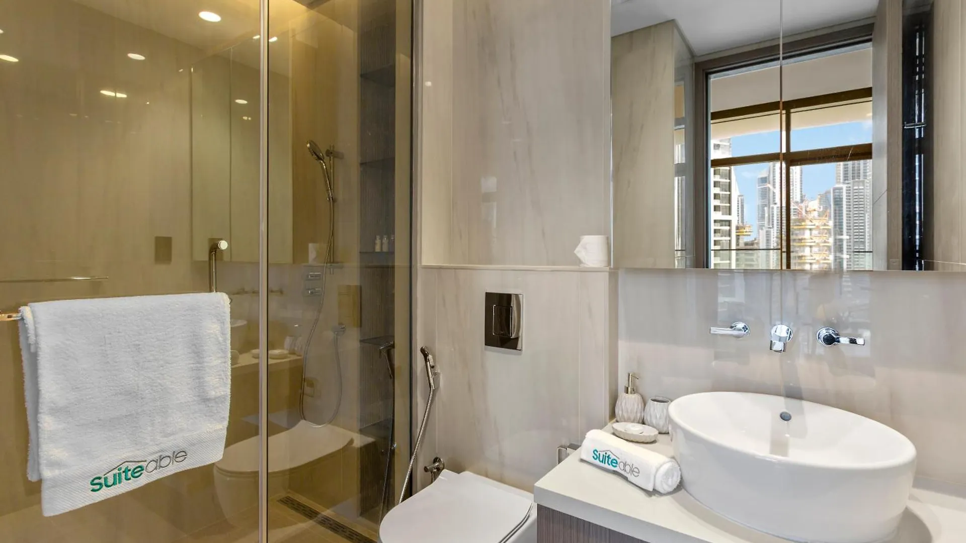 Sleek 1-Bedroom W Burj Khalifa View In Peninsula Dubai 0*,